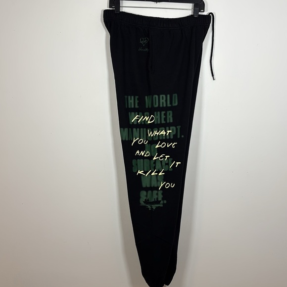 Colleen Hoover CoHo Verity Graphic Sweatpants M/L Manuscript High Rise - Picture 5 of 9